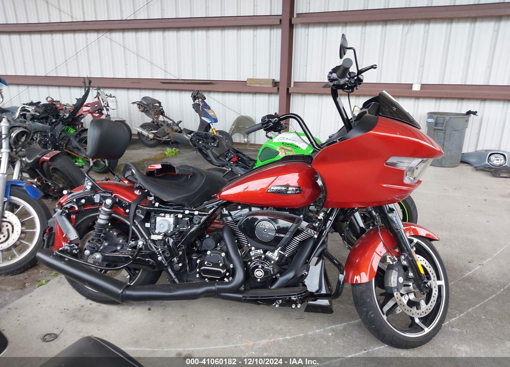 2024 HARLEY-DAVIDSON FLTRX VIN: 1HD1KH713RB661405