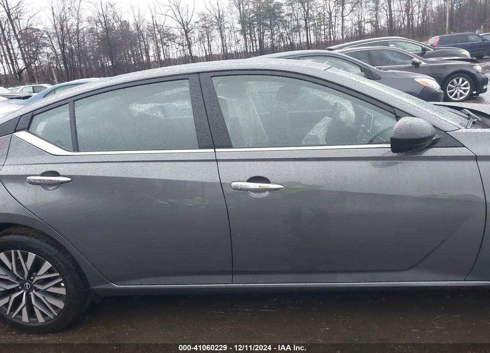 2025 NISSAN ALTIMA SV FWD VIN: 1N4BL4DVXSN311976