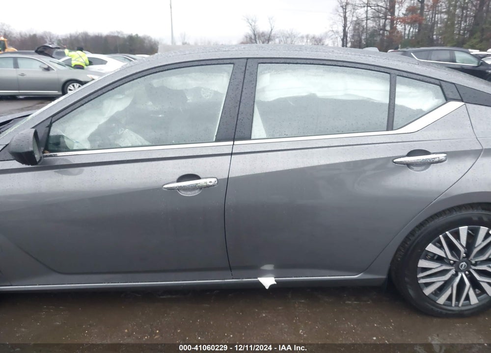 2025 NISSAN ALTIMA SV FWD VIN: 1N4BL4DVXSN311976