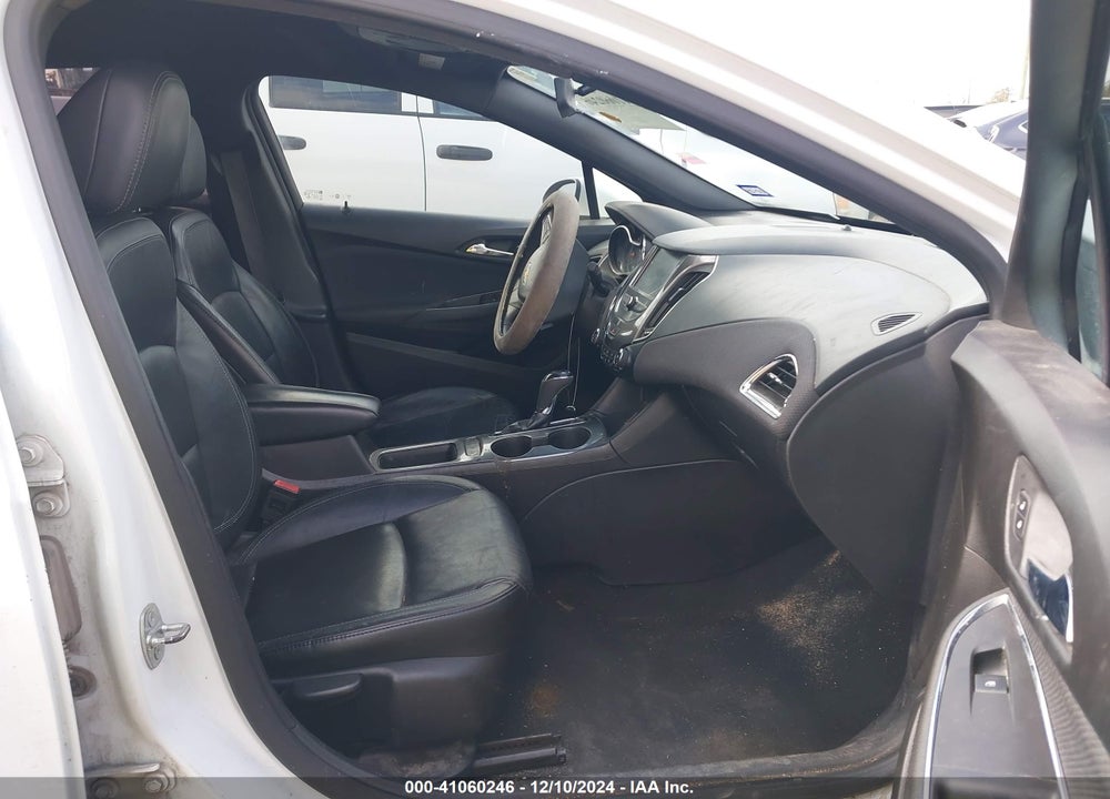 2017 CHEVROLET CRUZE LT AUTO VIN: 1G1BE5SM0H7247568