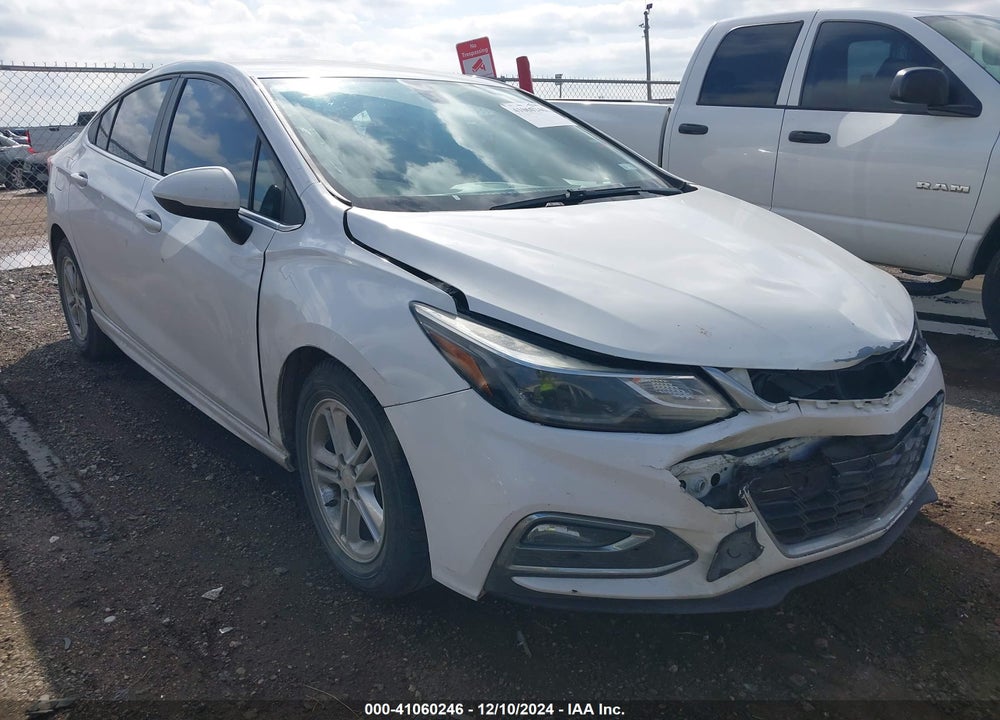 2017 CHEVROLET CRUZE LT AUTO VIN: 1G1BE5SM0H7247568