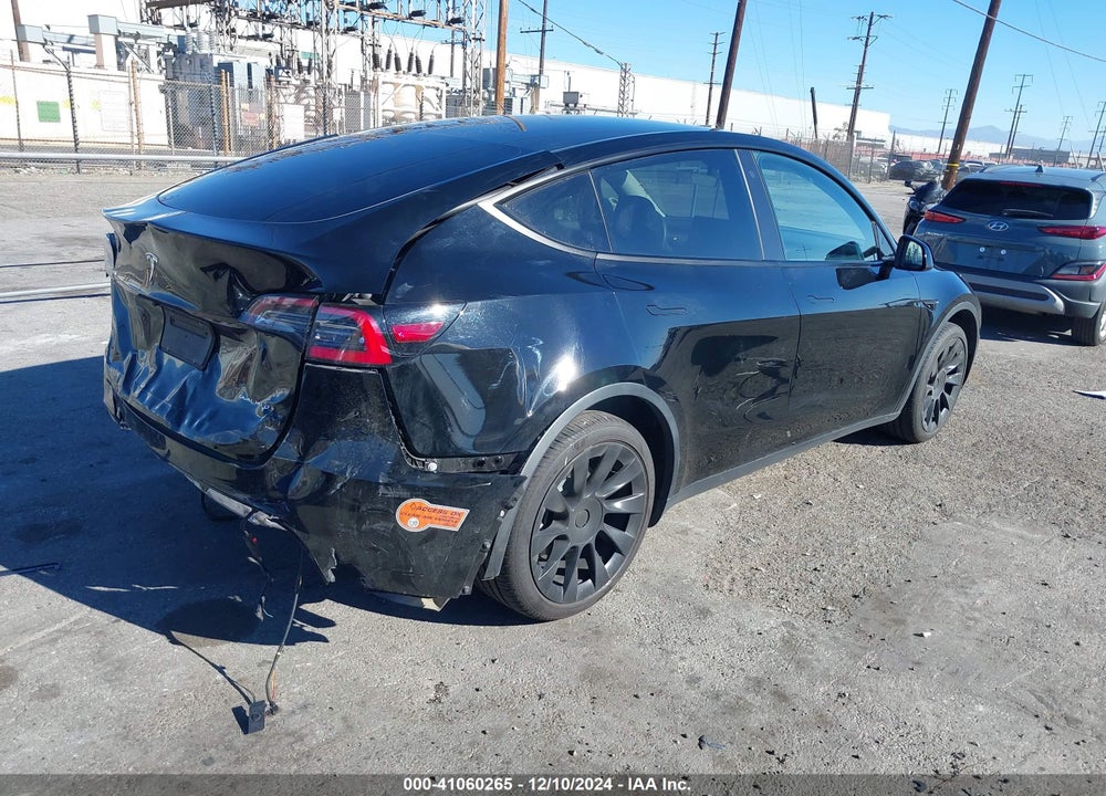 2020 TESLA MODEL Y LONG RANGE DUAL MOTOR ALL-WHEEL DRIVE VIN: 5YJYGDEE4LF052263