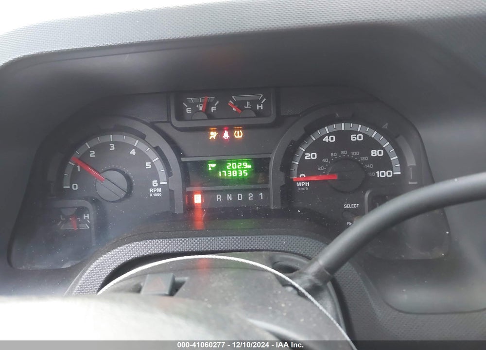2011 FORD E-250 COMMERCIAL VIN: 1FTNE2EL1BDA31730