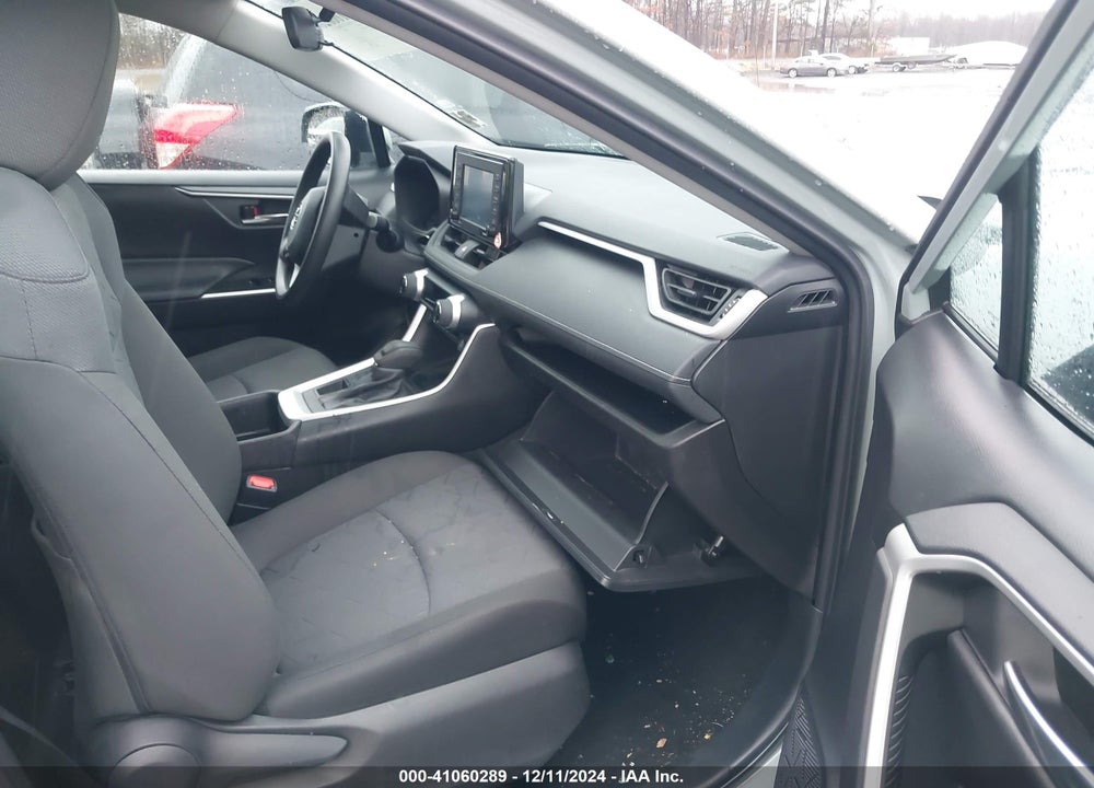 2022 TOYOTA RAV4 XLE VIN: 2T3P1RFV9NW286940