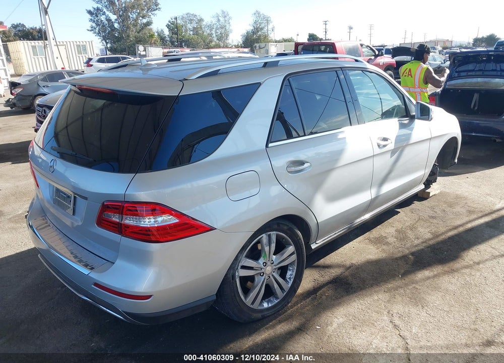 2014 MERCEDES-BENZ ML 350 VIN: 4JGDA5JB3EA384400
