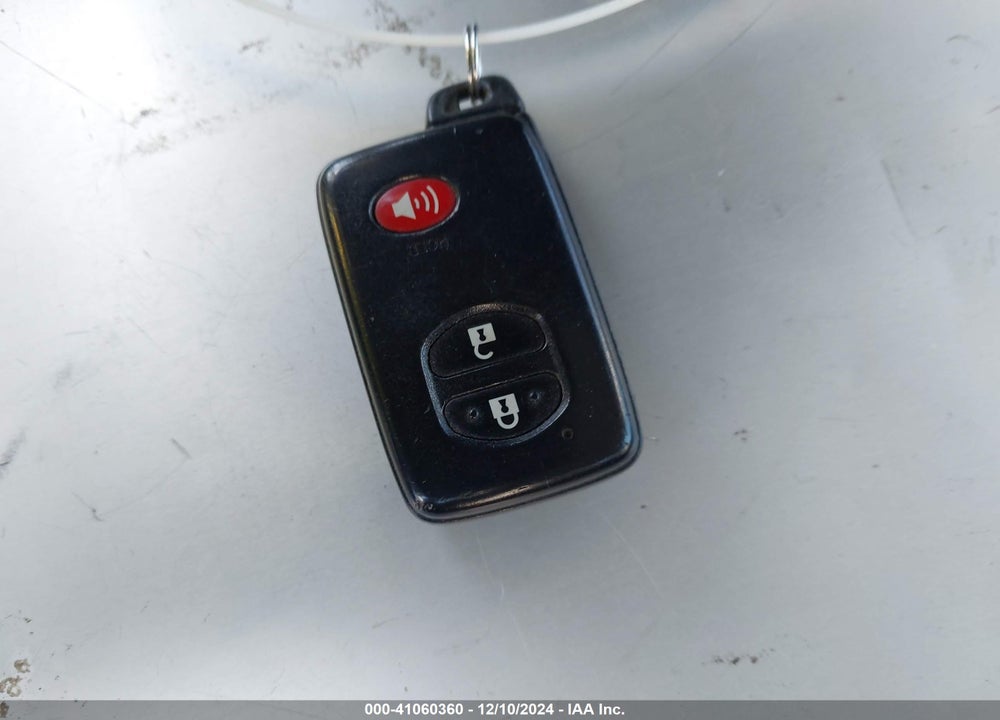 2013 TOYOTA PRIUS THREE VIN: JTDKN3DU2D1701616