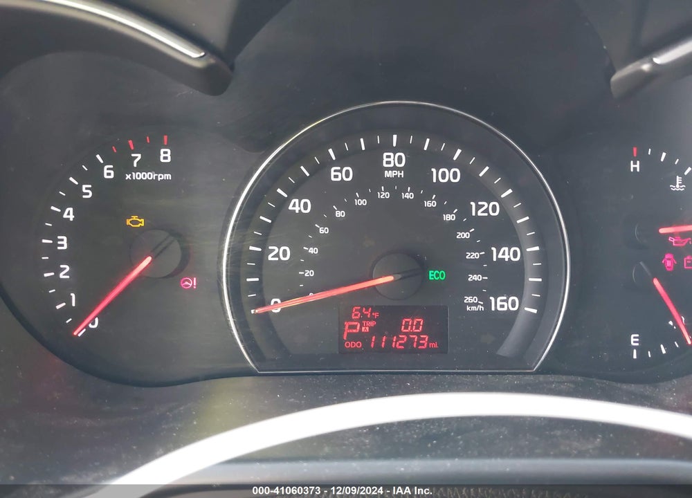2015 KIA SORENTO LX VIN: 5XYKT4A67FG637562