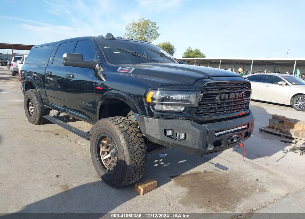 2021 RAM 2500 LIMITED 4X4 6'4 BOX VIN: 3C6UR5SL6MG559007