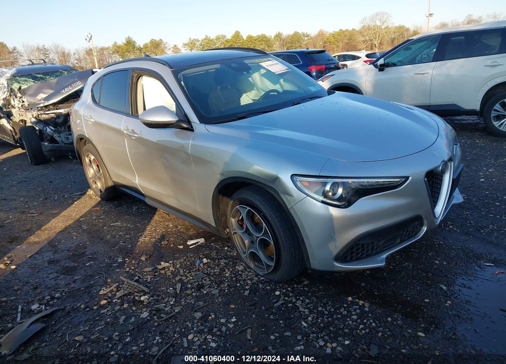 2018 ALFA ROMEO STELVIO SPORT AWD VIN: ZASFAKPN4J7B89479