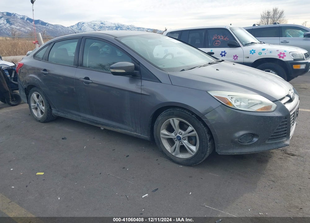 2014 FORD FOCUS SE VIN: 1FADP3F28EL390882
