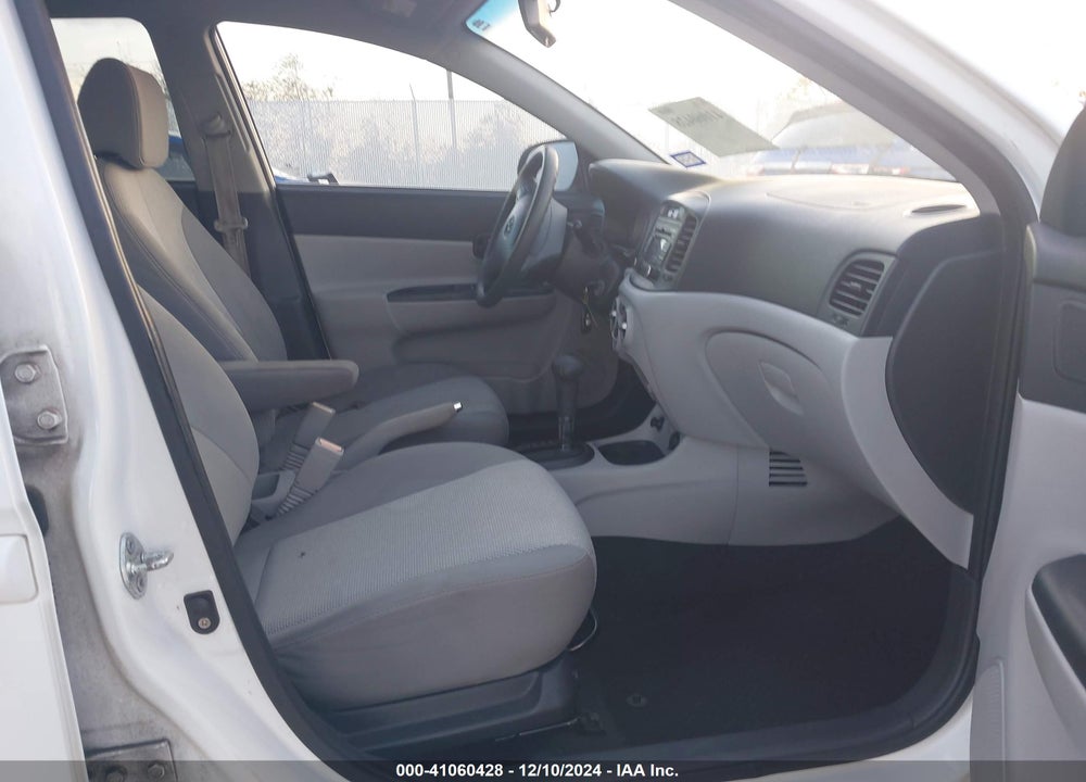2011 HYUNDAI ACCENT GLS VIN: KMHCN4AC7BU610483