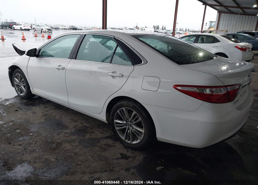 2015 TOYOTA CAMRY SE VIN: 4T1BF1FK8FU047781