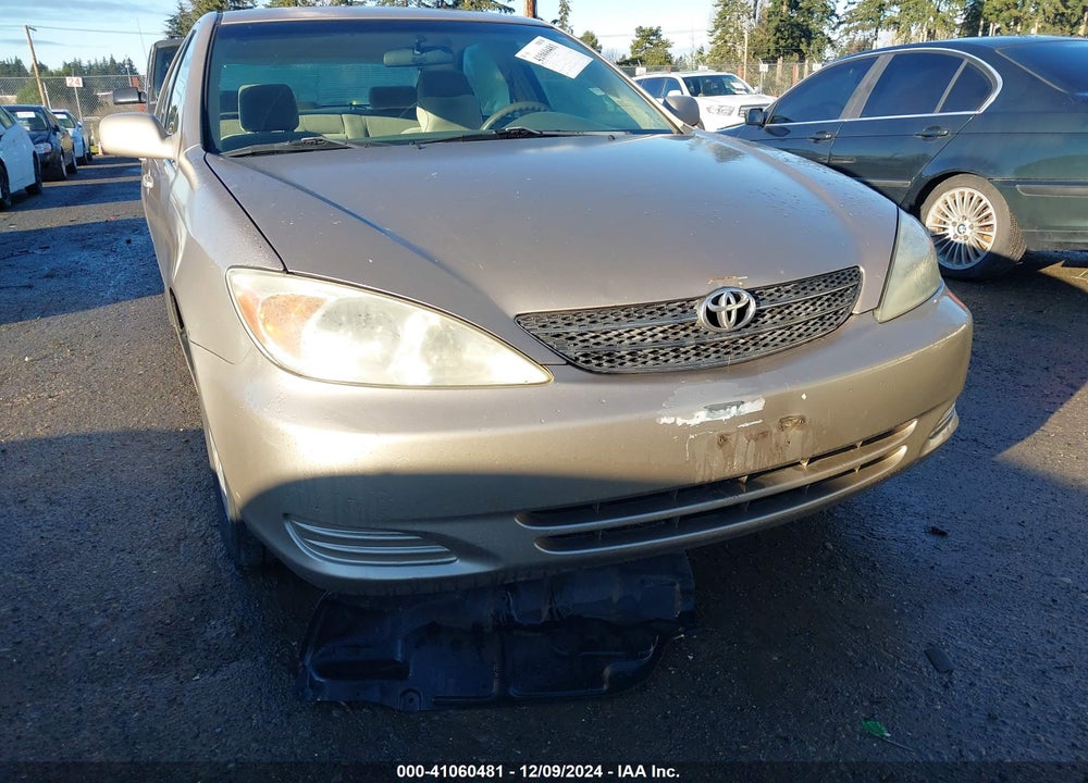 2002 TOYOTA CAMRY LE V6 VIN: 4T1BF32K52U521228