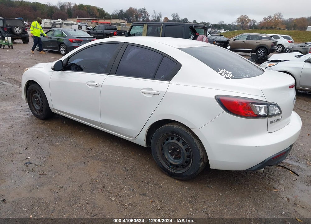 2010 MAZDA 3 I SPORT VIN: JM1BL1SF6A1233030