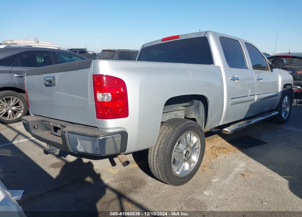 2013 CHEVROLET SILVERADO 1500 LT VIN: 3GCPCSE06DG112104