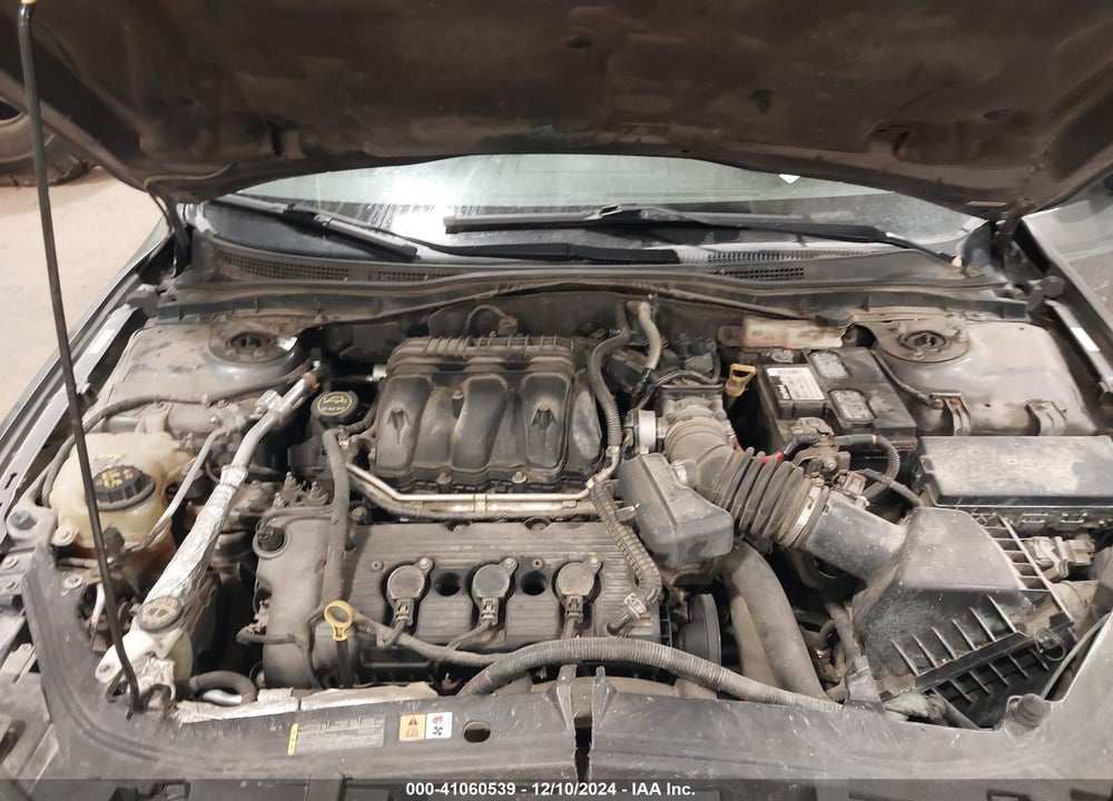 2010 FORD FUSION SE VIN: 3FAHP0HGXAR144937