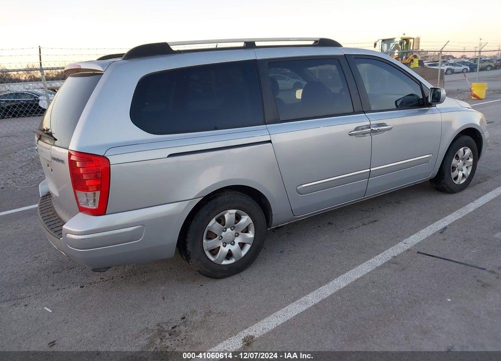 2007 HYUNDAI ENTOURAGE GLS/LIMITED/SE VIN: KNDMC233176042453