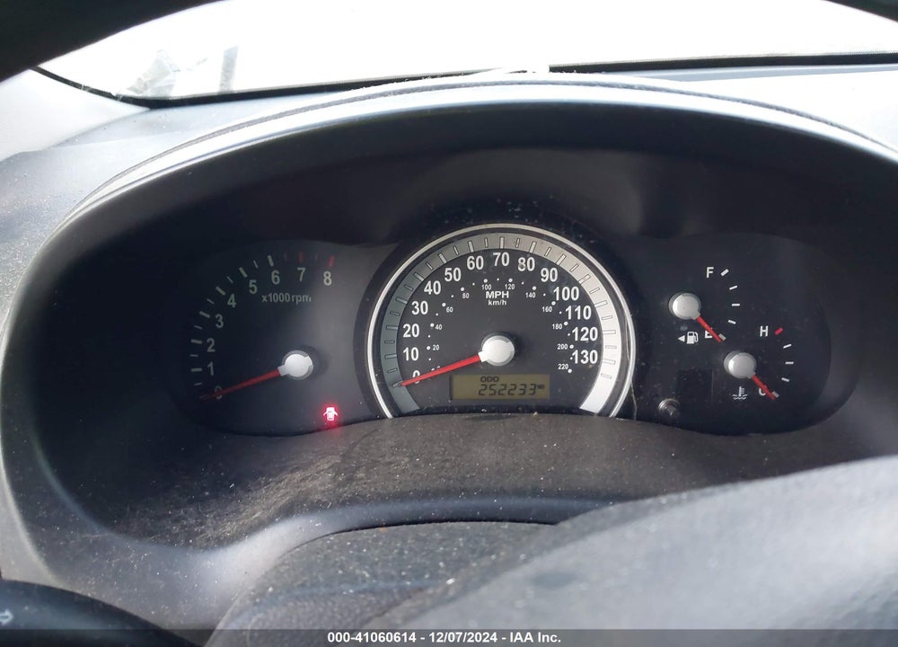 2007 HYUNDAI ENTOURAGE GLS/LIMITED/SE VIN: KNDMC233176042453
