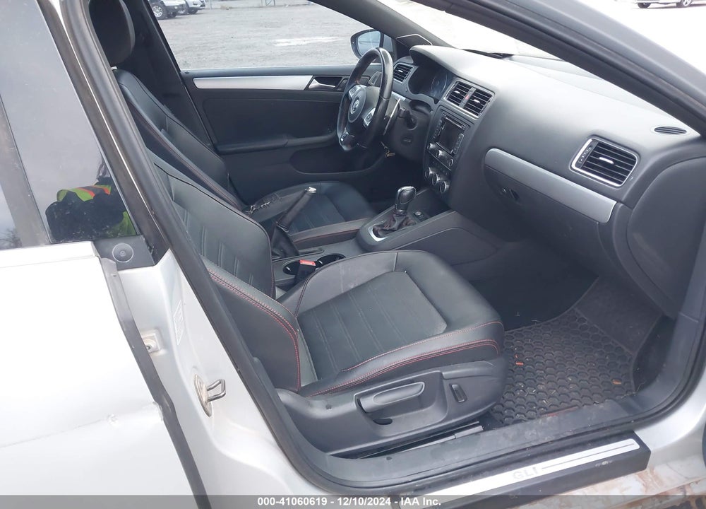 2013 VOLKSWAGEN JETTA GLI AUTOBAHN W/NAV VIN: 3VW4S7AJ1DM301002