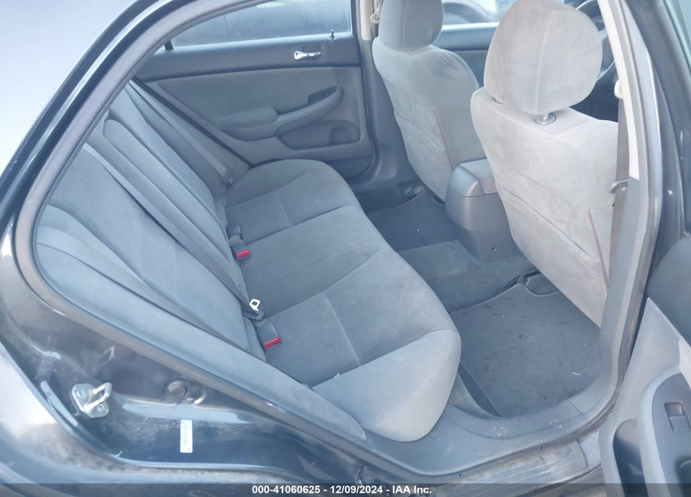 2003 HONDA ACCORD 2.4 LX VIN: 1HGCM56393A142203