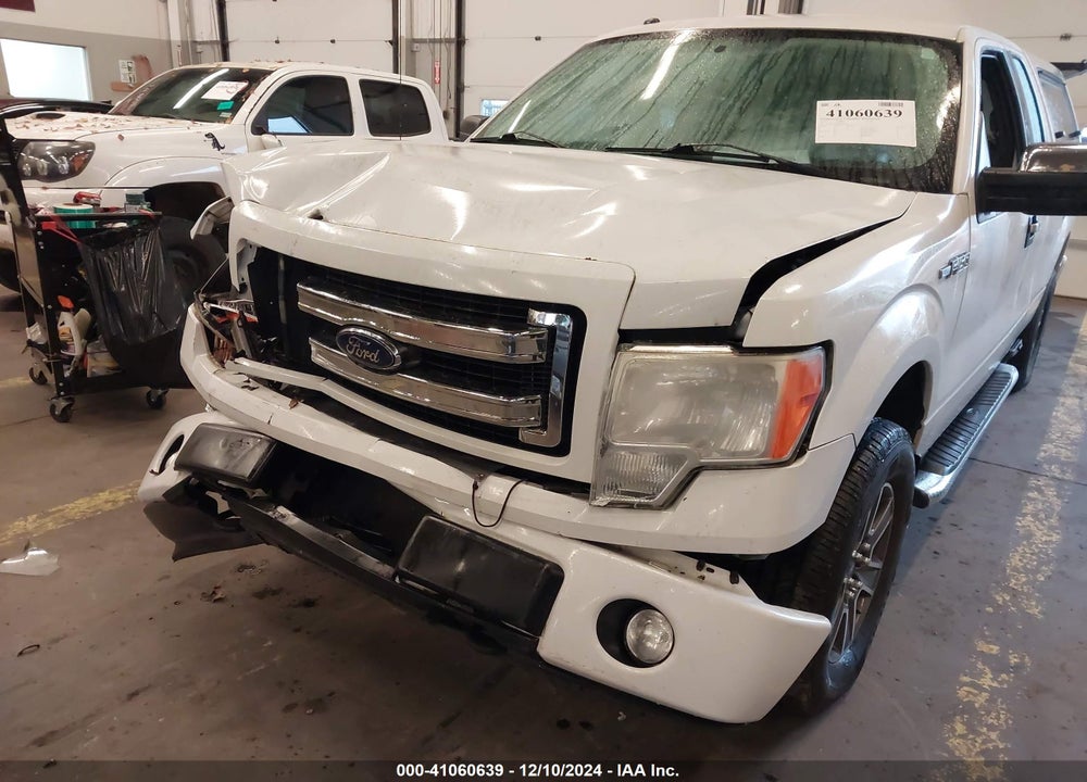2013 FORD F-150 STX VIN: 1FTFX1EF8DFB45640