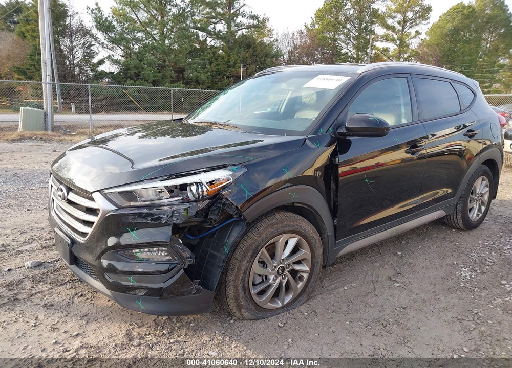 2017 HYUNDAI TUCSON SE VIN: KM8J33A43HU582612