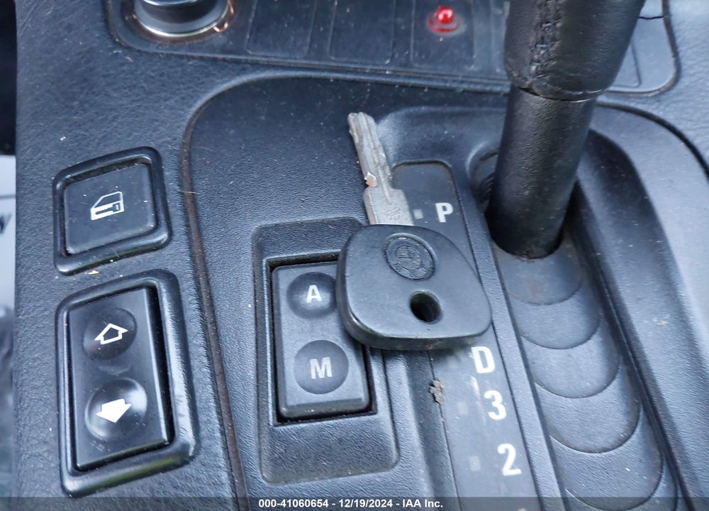 1996 BMW 328 IS AUTOMATIC VIN: WBABG2320TET31842