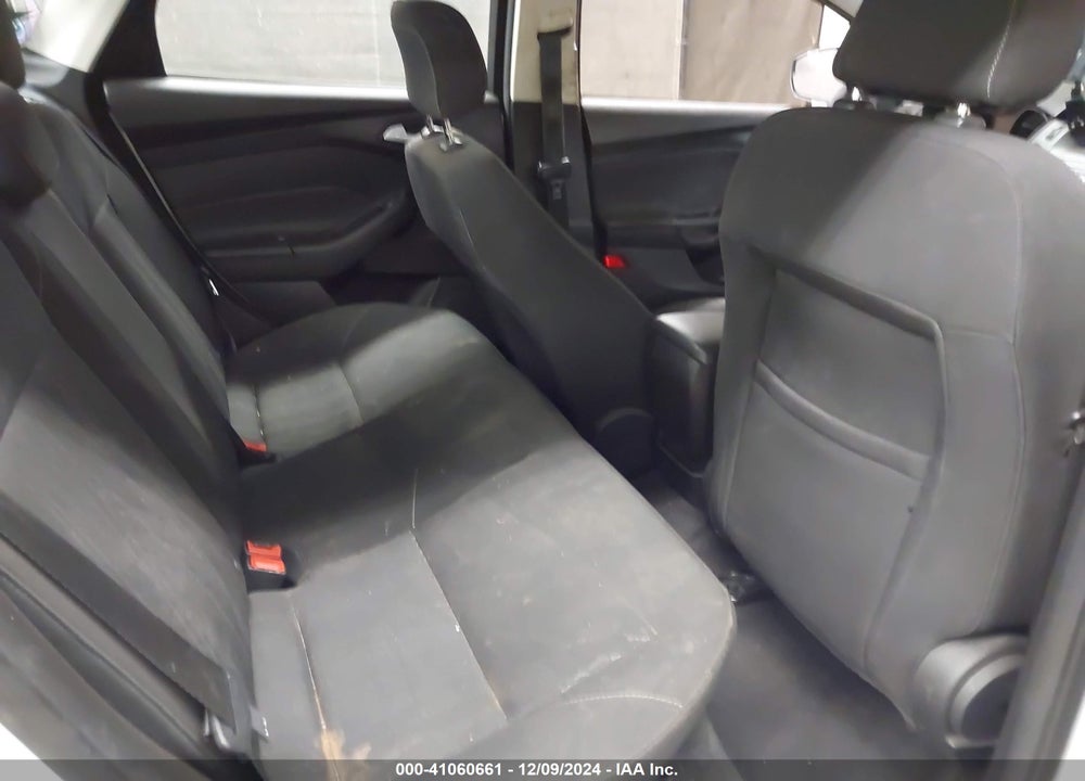2018 FORD FOCUS SE VIN: 1FADP3F25JL250721