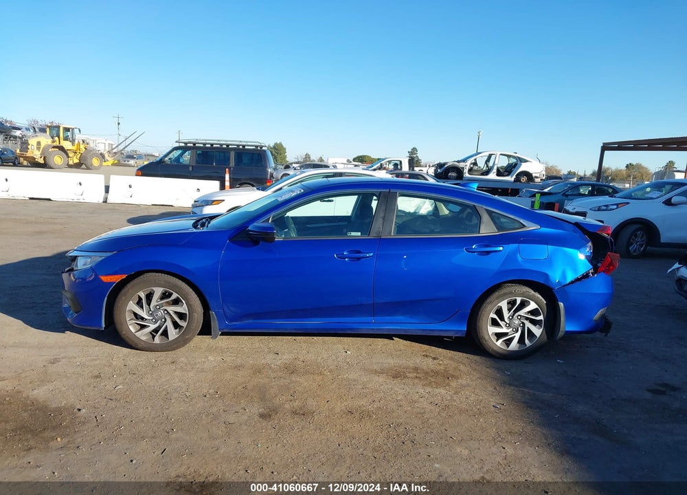 2018 HONDA CIVIC EX VIN: 19XFC2F7XJE039060