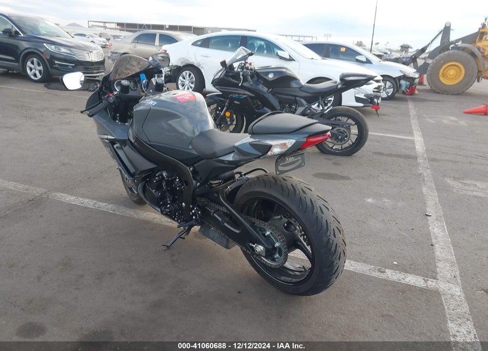 2025 SUZUKI GSX-R600 VIN: JS1GN7FA9S7100093