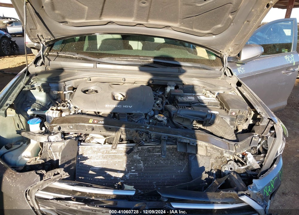 2018 HYUNDAI ELANTRA SEL VIN: 5NPD84LF5JH249710