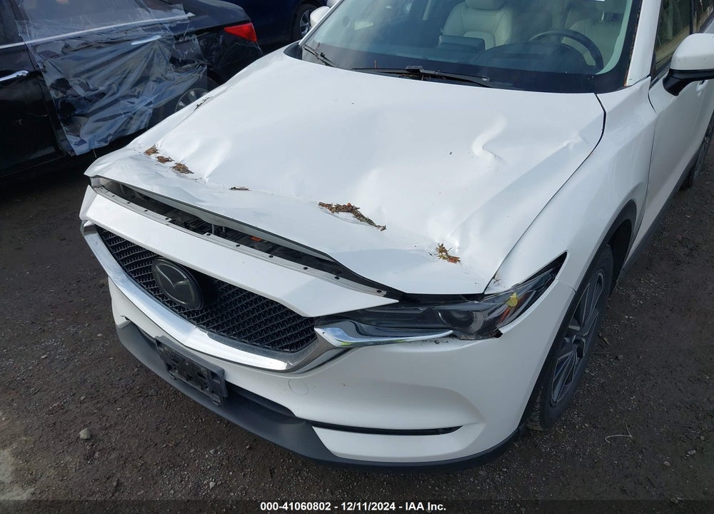 2018 MAZDA CX-5 GRAND TOURING VIN: JM3KFBDM1J0309260