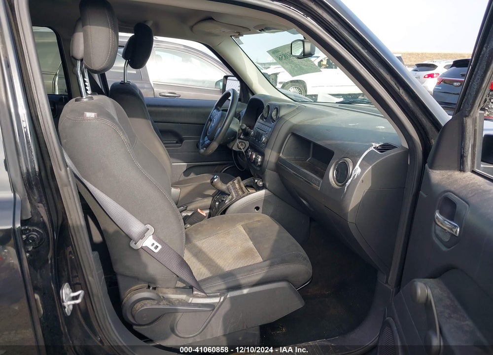 2016 JEEP PATRIOT SPORT VIN: 1C4NJPBBXGD698355