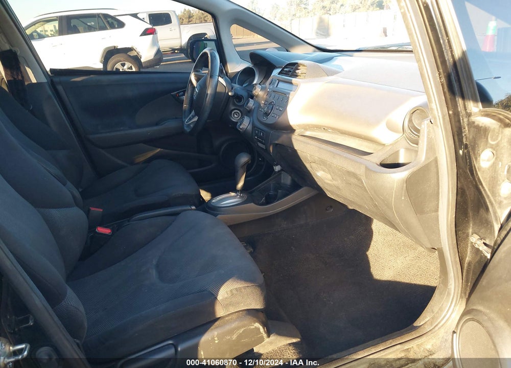 2009 HONDA FIT SPORT VIN: JHMGE884X9S027891