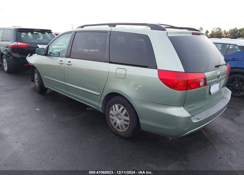 2008 TOYOTA SIENNA LE VIN: 5TDZK23C58S133977