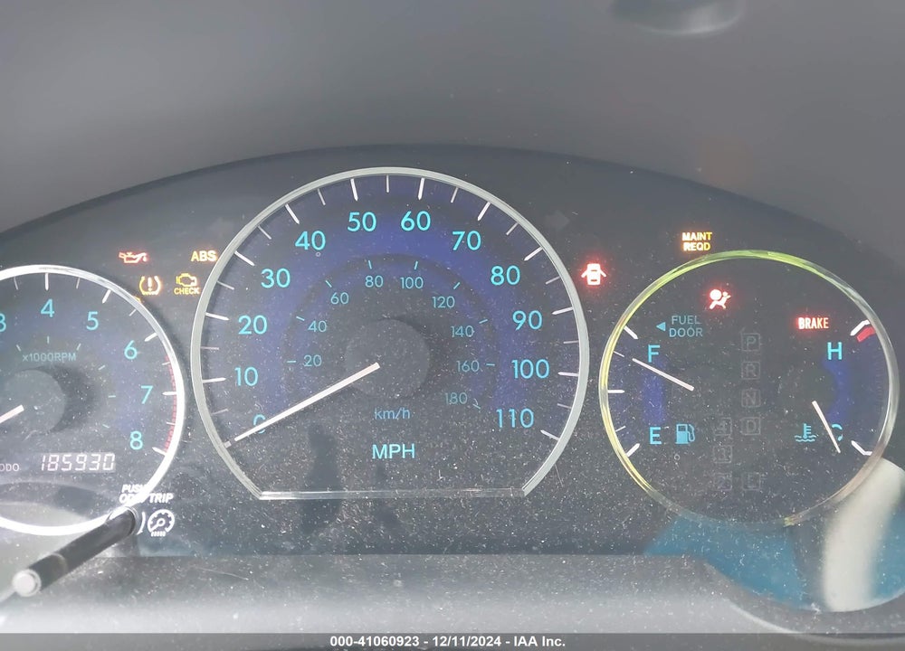 2008 TOYOTA SIENNA LE VIN: 5TDZK23C58S133977