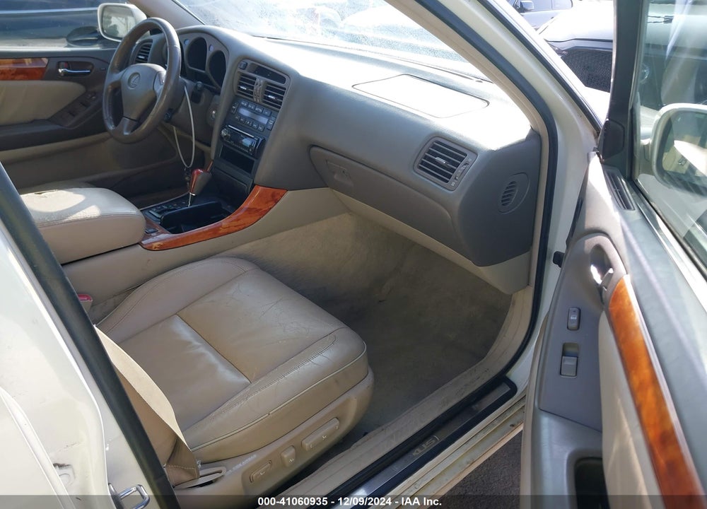 1998 LEXUS GS 300 VIN: JT8BD68S5W0014621
