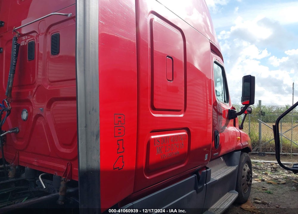 2016 FREIGHTLINER CASCADIA 125 VIN: 3AKJGLD59GSHV4496