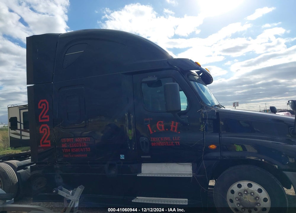 2017 FREIGHTLINER CASCADIA 125 VIN: 3AKJGLDR5HSHU4133