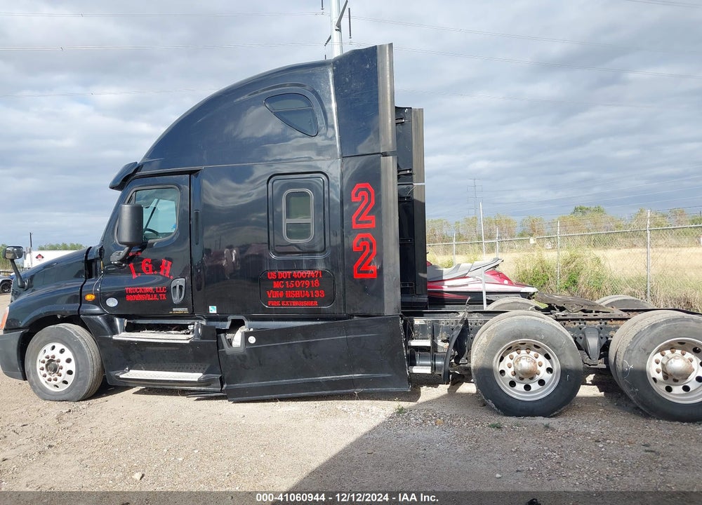 2017 FREIGHTLINER CASCADIA 125 VIN: 3AKJGLDR5HSHU4133