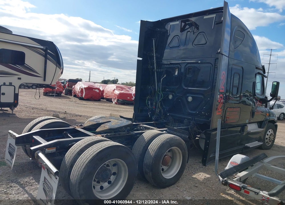 2017 FREIGHTLINER CASCADIA 125 VIN: 3AKJGLDR5HSHU4133
