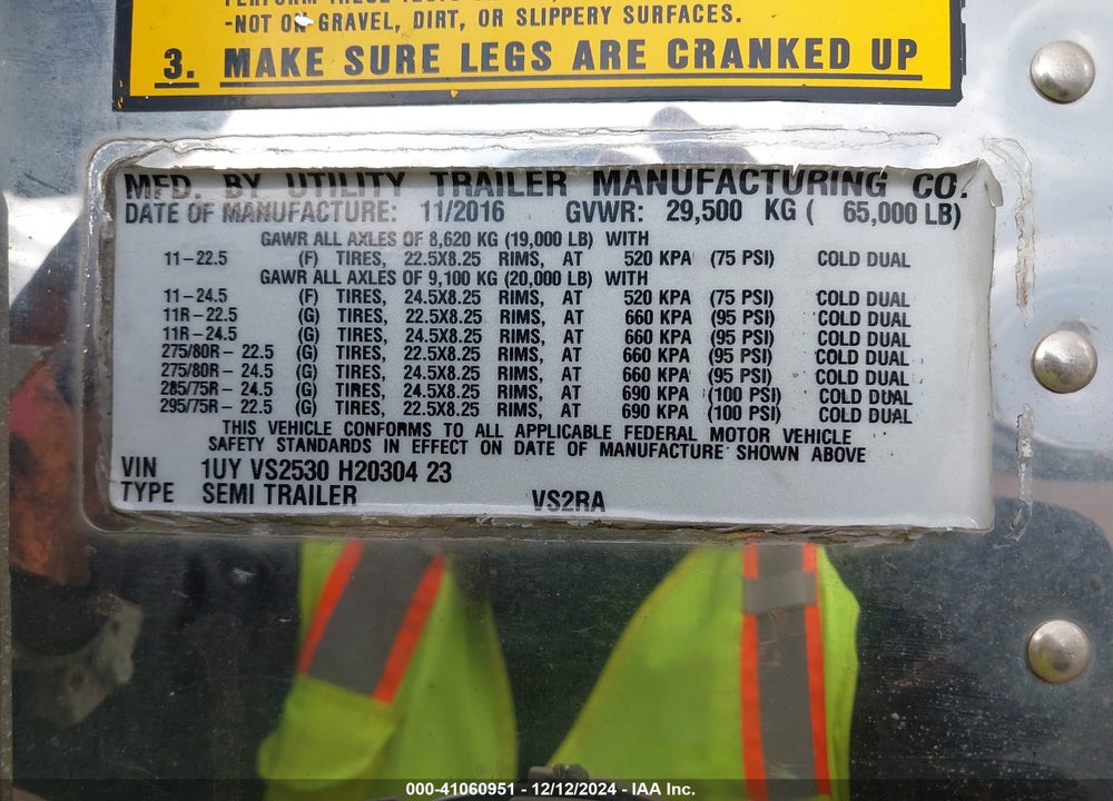 2017 UTILITY TRAILER MFG --- VIN: 1UYVS2530H2030423
