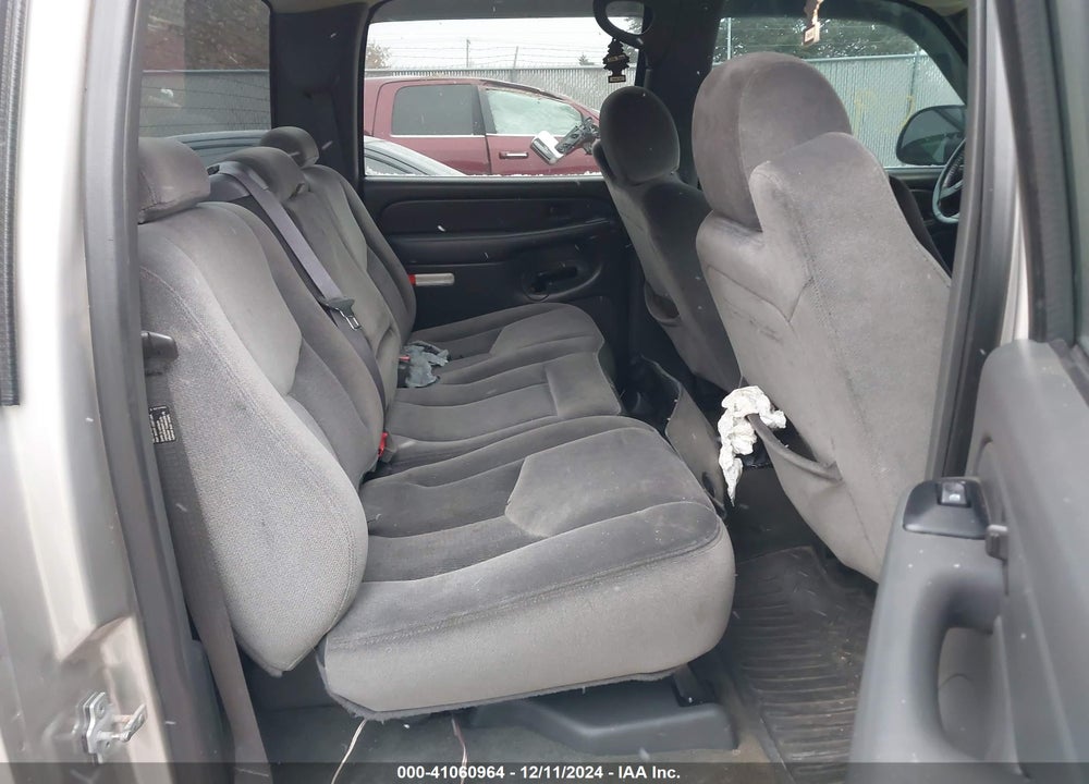 2005 GMC SIERRA 1500 SLE VIN: 2GTEK13T451203142
