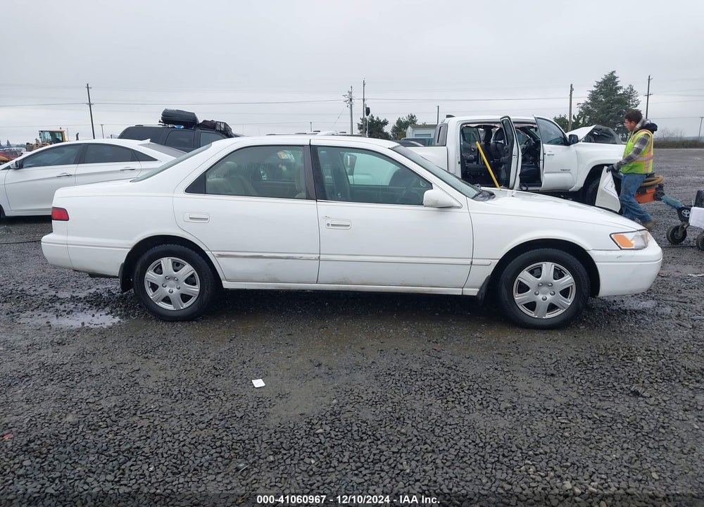 1998 TOYOTA CAMRY LE V6 VIN: JT2BF22K4W0141334