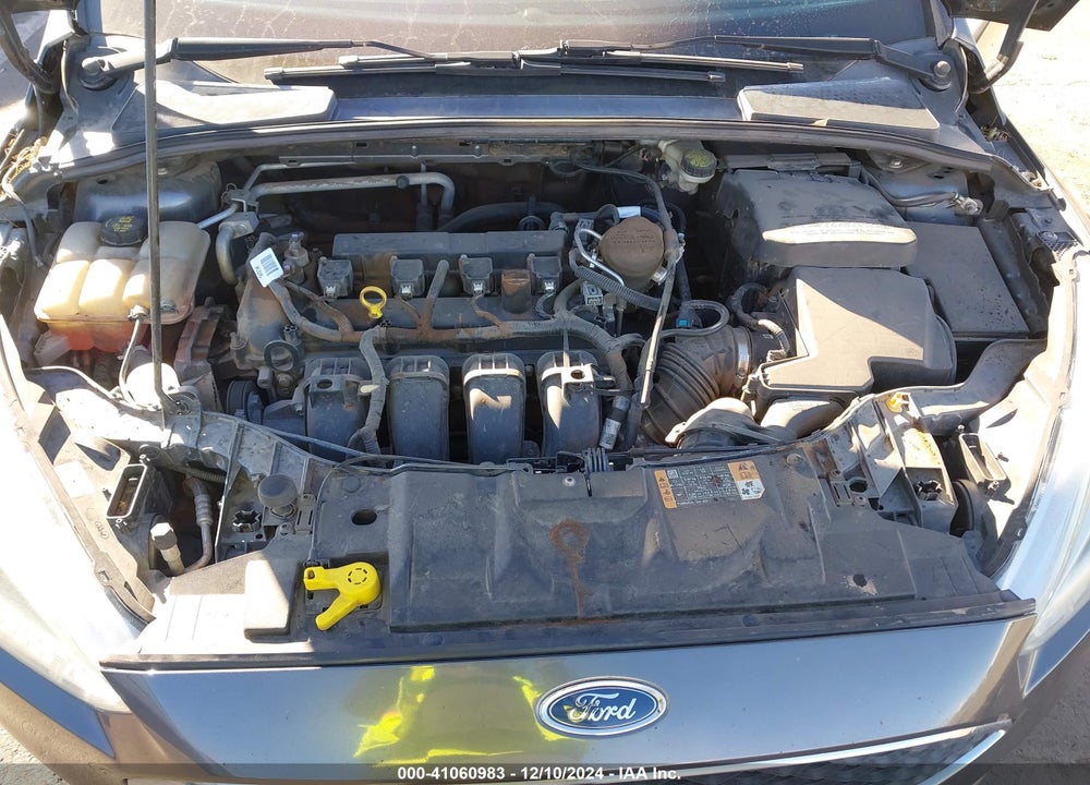 2015 FORD FOCUS SE VIN: 1FADP3K29FL269575