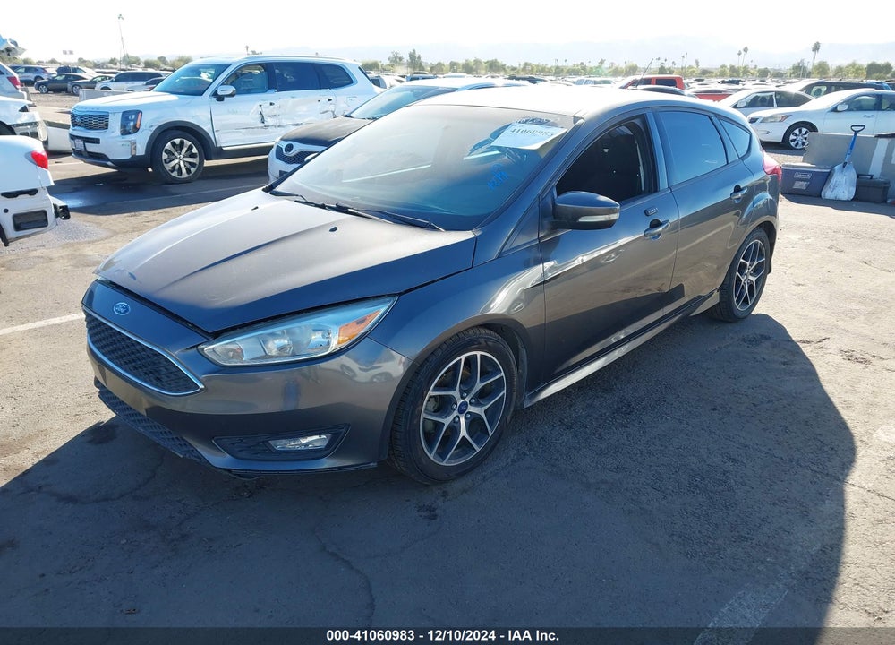 2015 FORD FOCUS SE VIN: 1FADP3K29FL269575