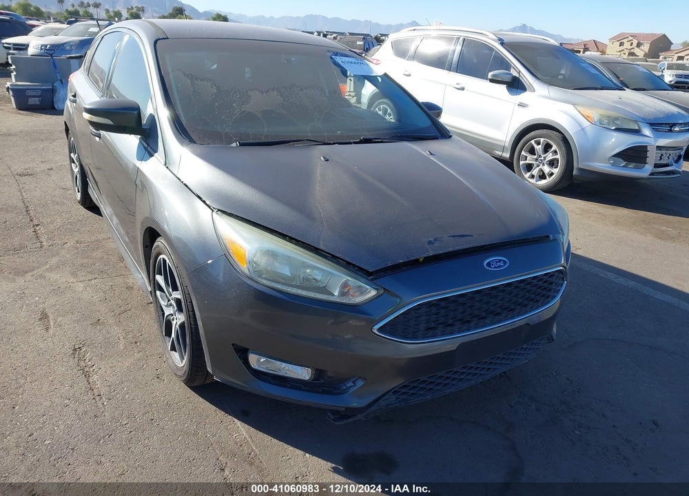 2015 FORD FOCUS SE VIN: 1FADP3K29FL269575