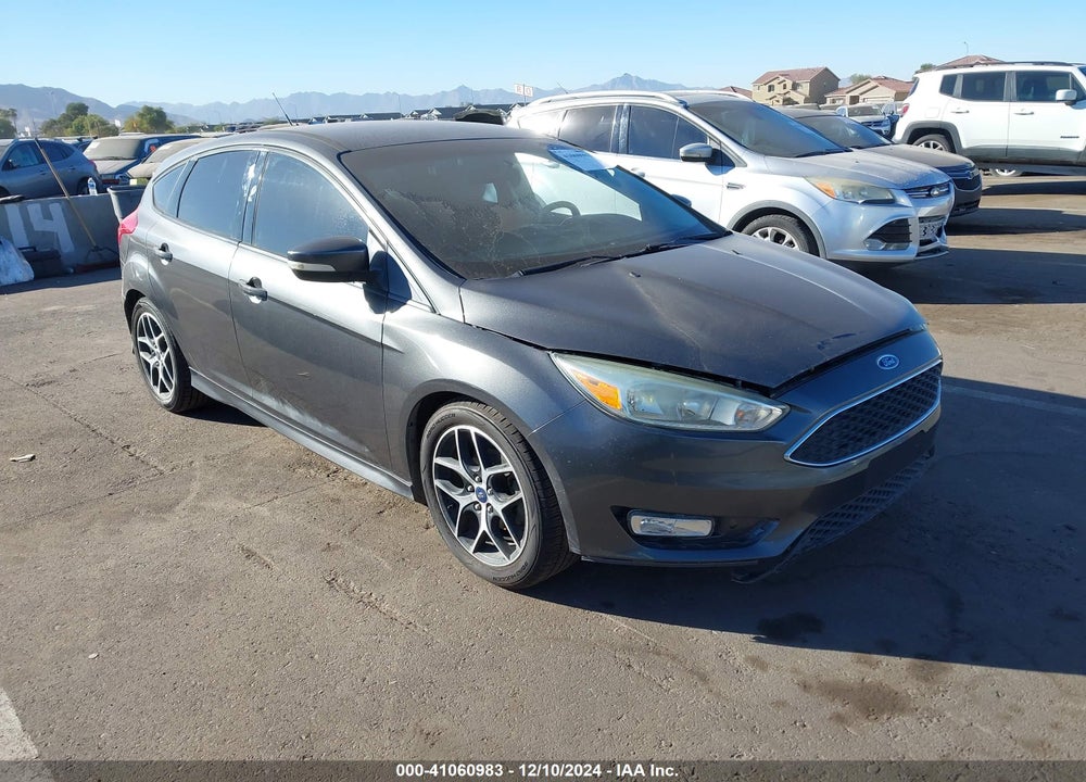 2015 FORD FOCUS SE VIN: 1FADP3K29FL269575