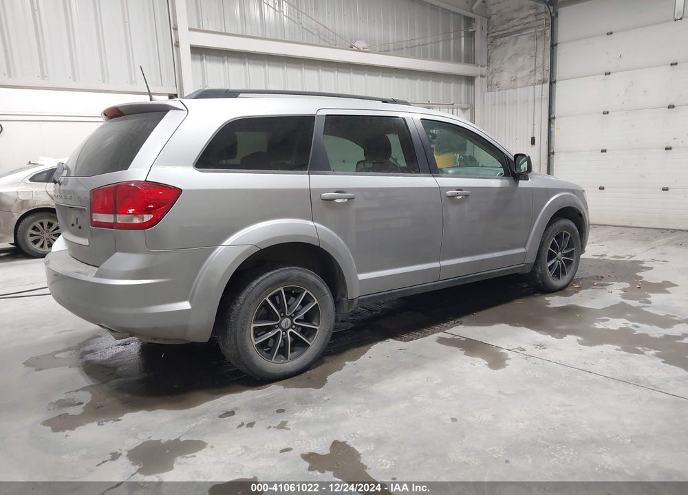 2018 DODGE JOURNEY SE AWD VIN: 3C4PDDAG5JT510046
