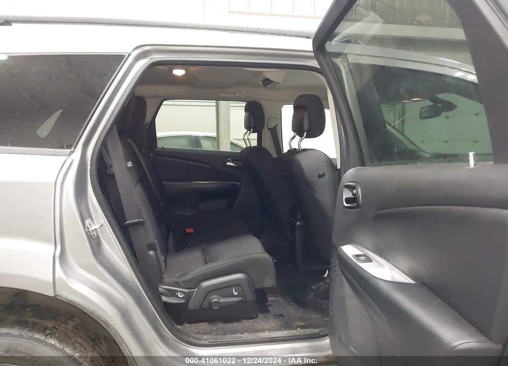 2018 DODGE JOURNEY SE AWD VIN: 3C4PDDAG5JT510046
